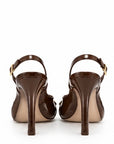 Zapatillas slingback con hebilla dorada — Camel