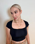 BLUSA BÁSICA SEAMLESS NEGRA