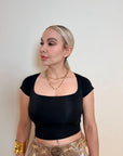 BLUSA BÁSICA SEAMLESS NEGRA