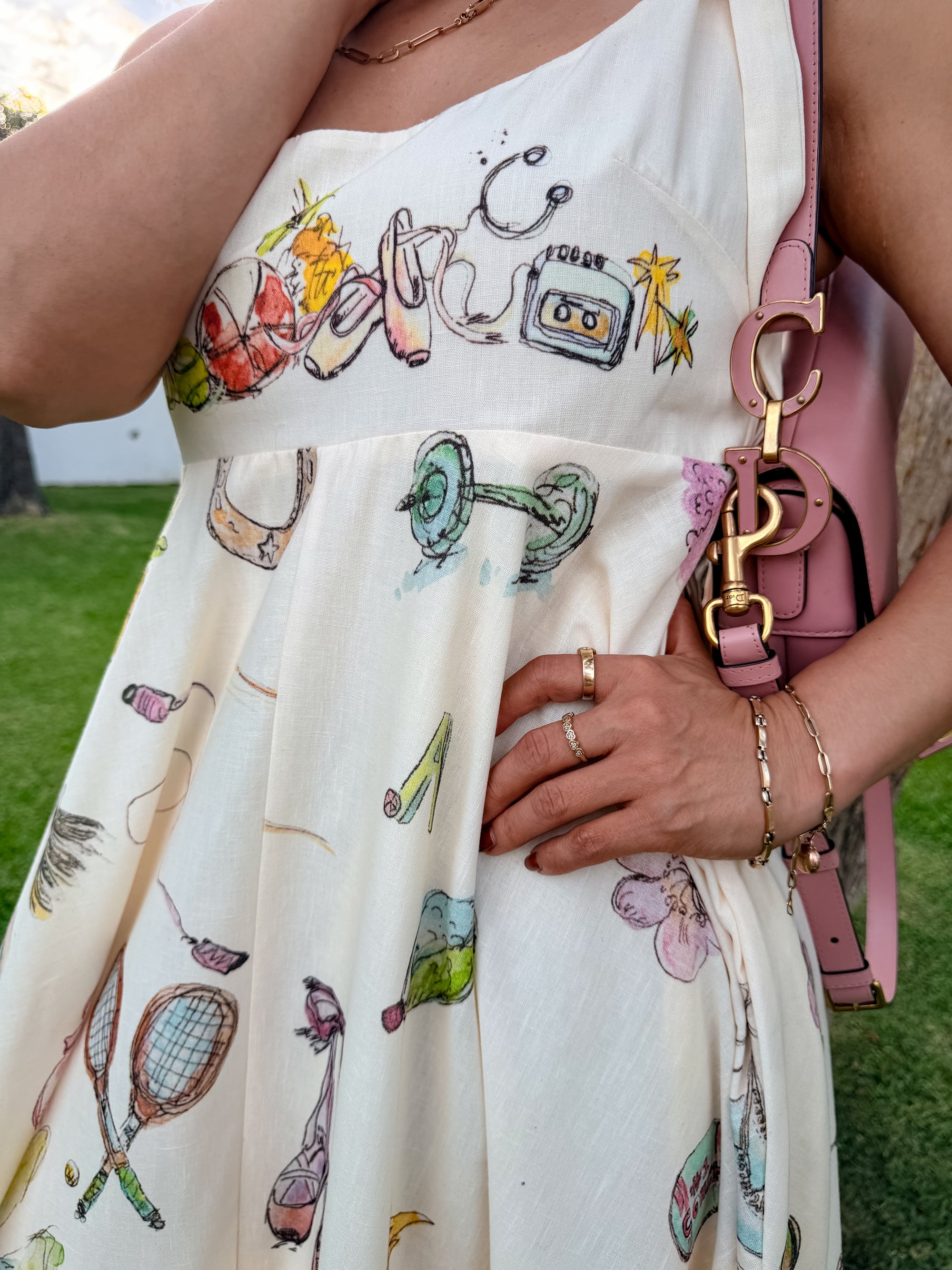 VESTIDO MAXI ESTAMPADO ILUSTRADO
