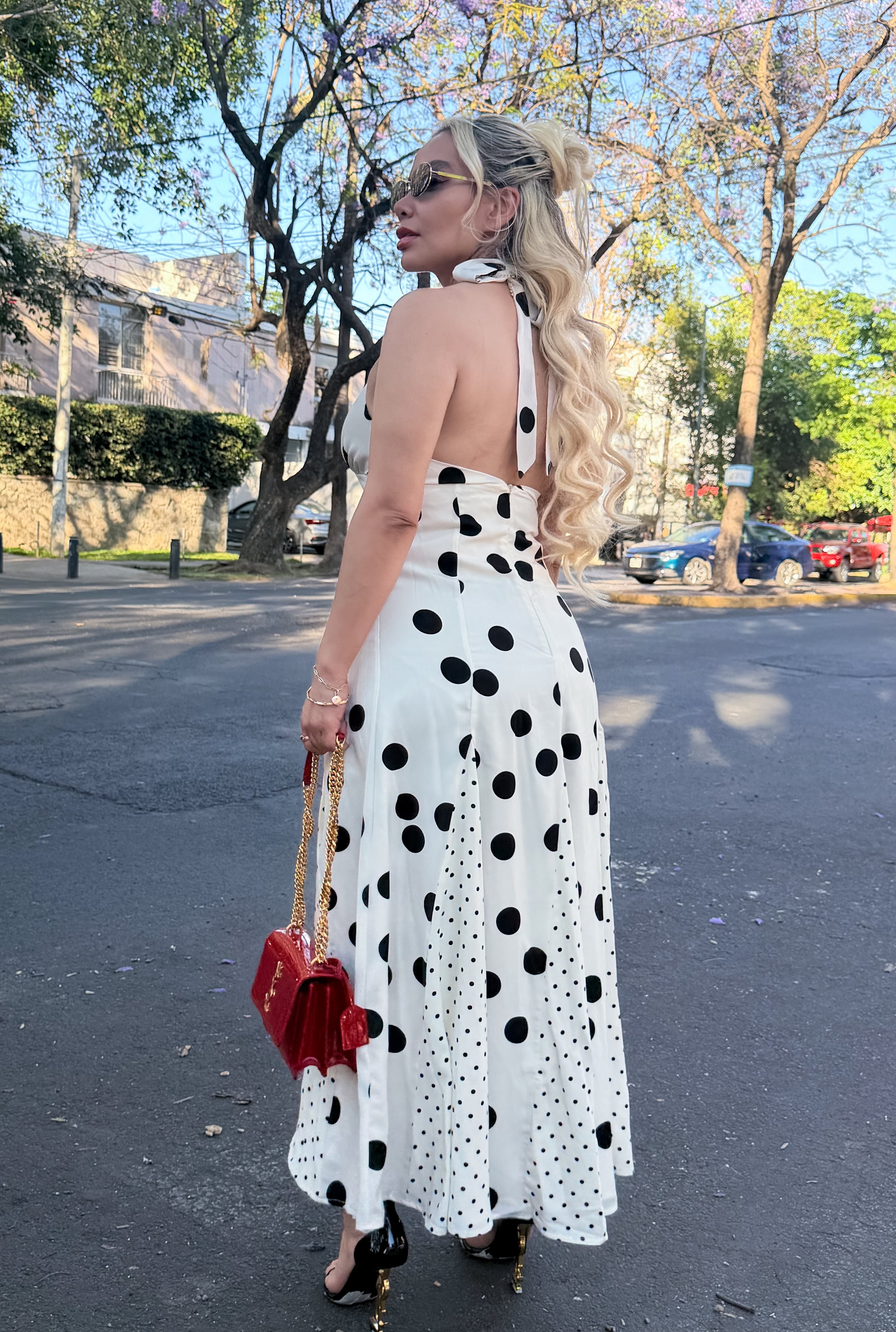 VESTIDO HALTER POLKA DOTS