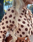 BLUSA POLKA DOTS CON LAZADA