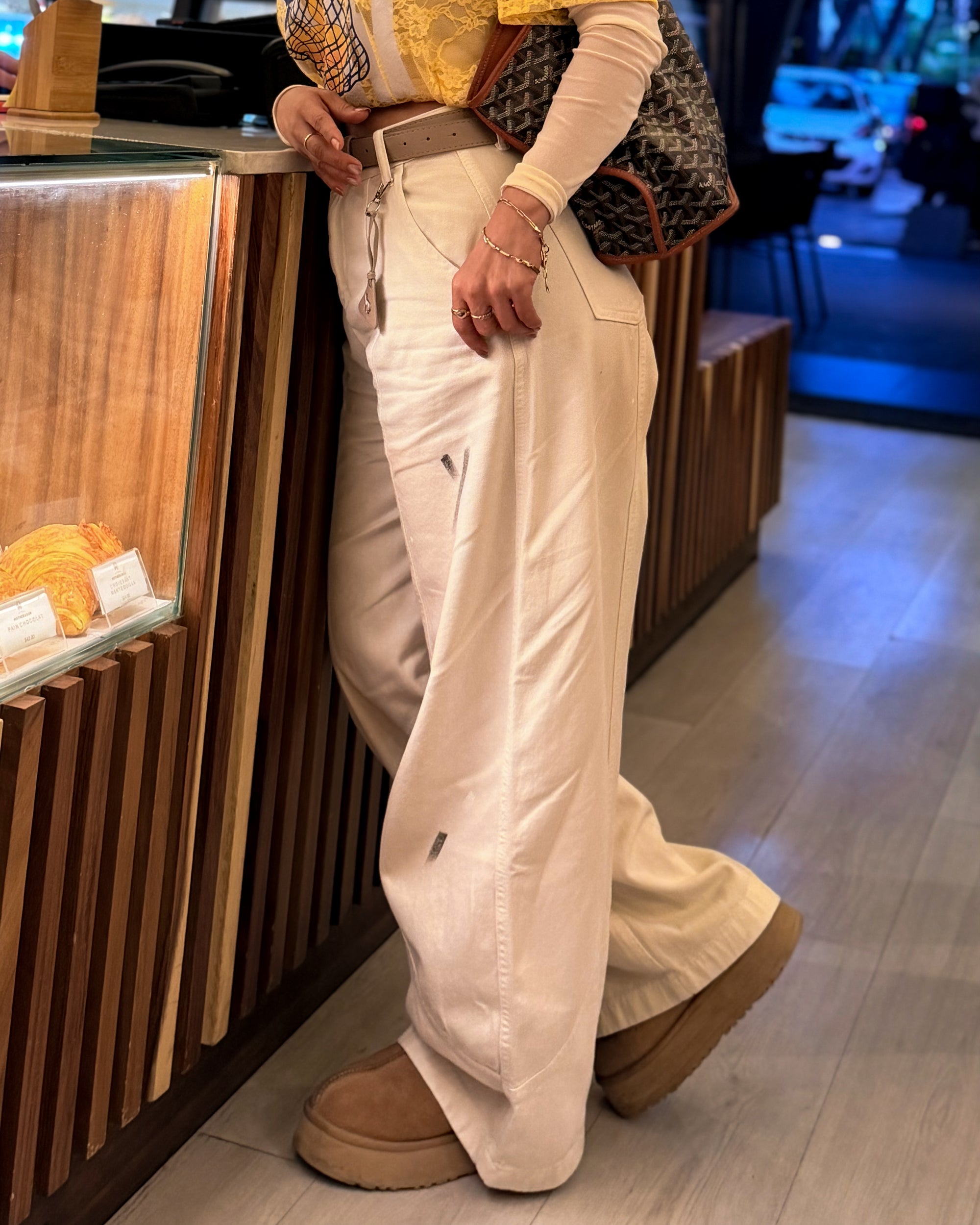 PANTALÓN DENIM ARTÍSTICO