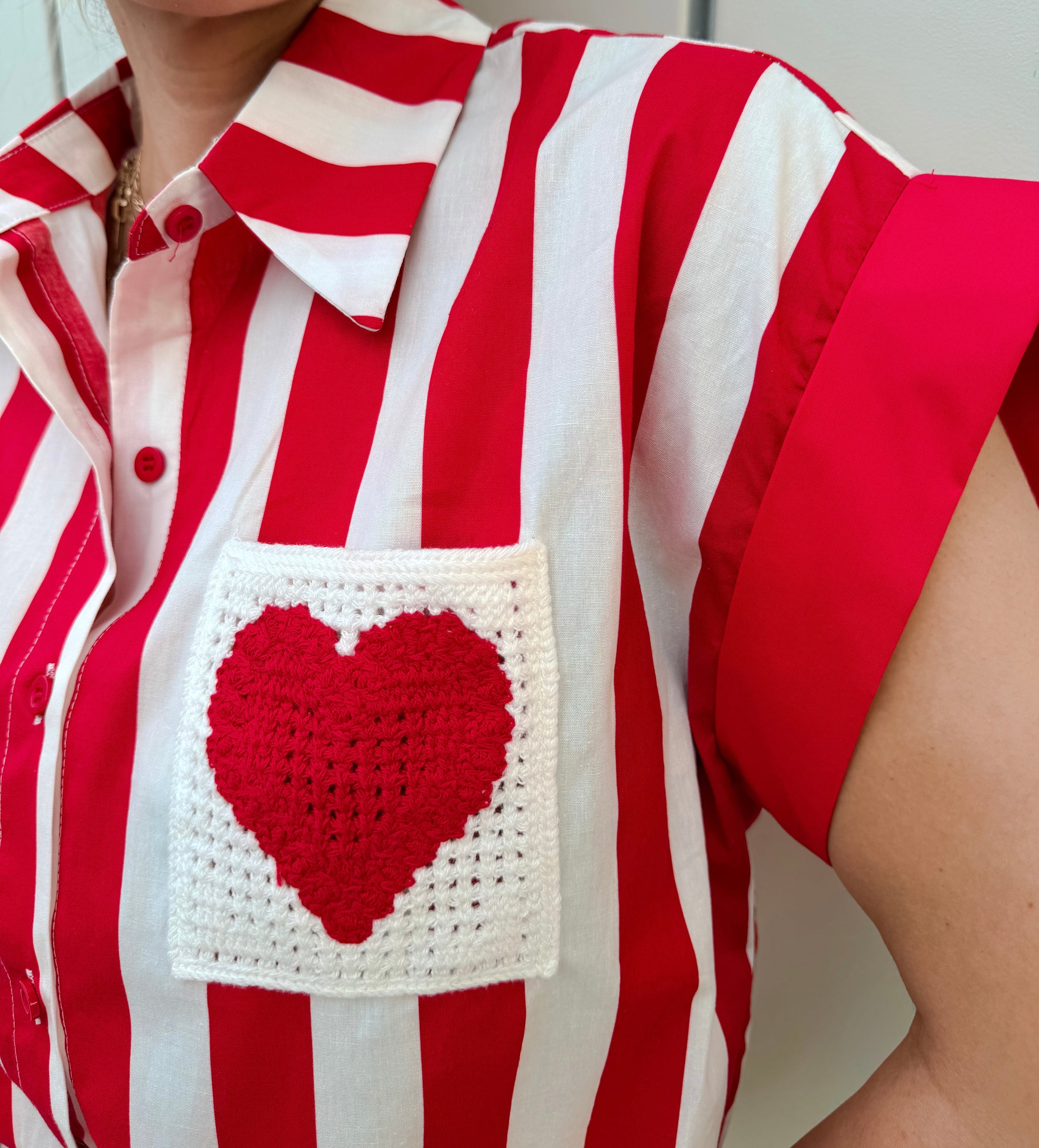 BLUSA CORAZÓN CROCHET