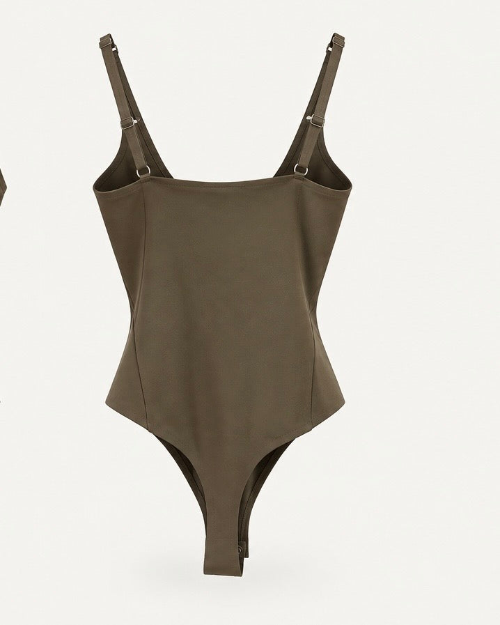Body Deep V — Chocolate