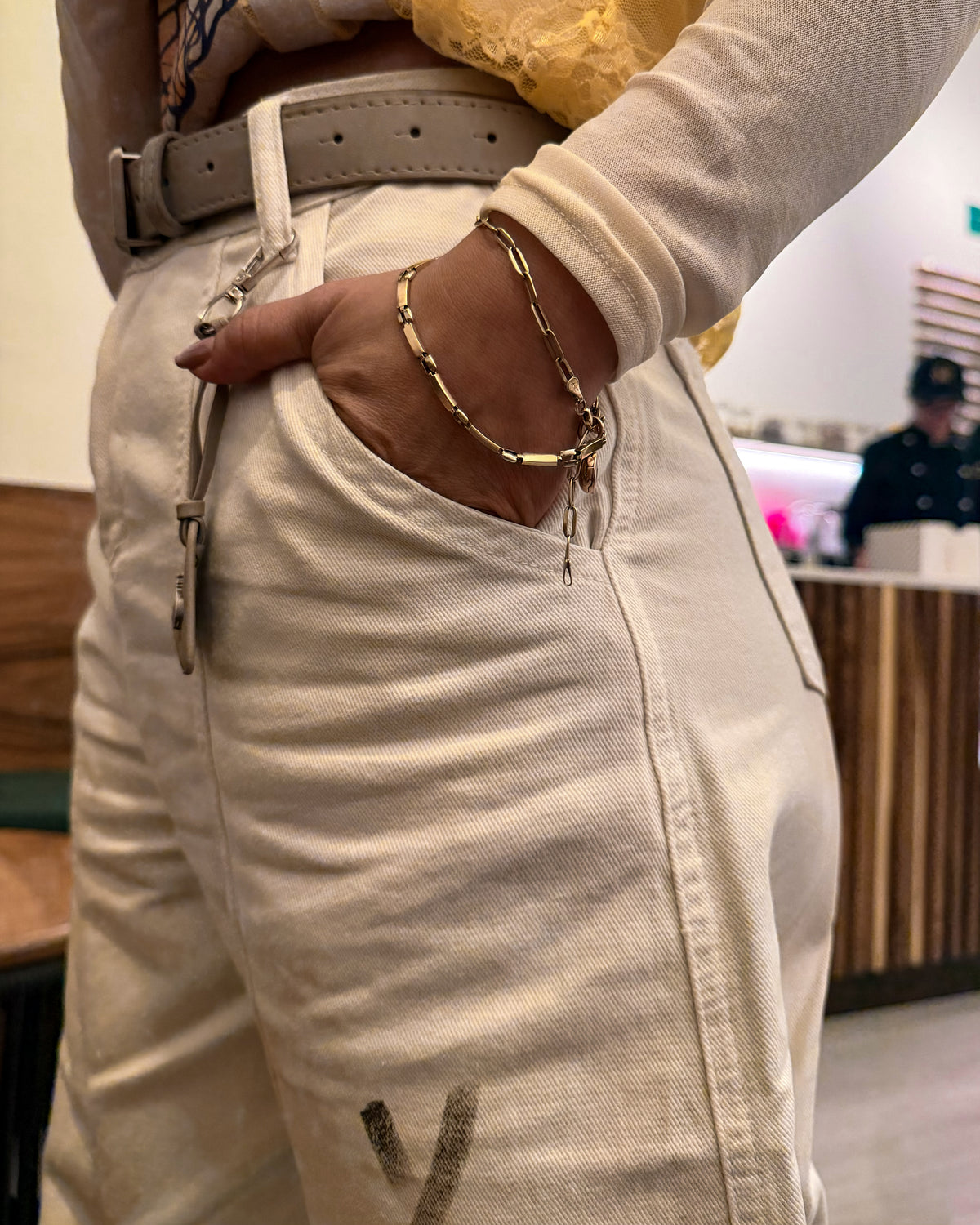 PANTALÓN DENIM ARTÍSTICO