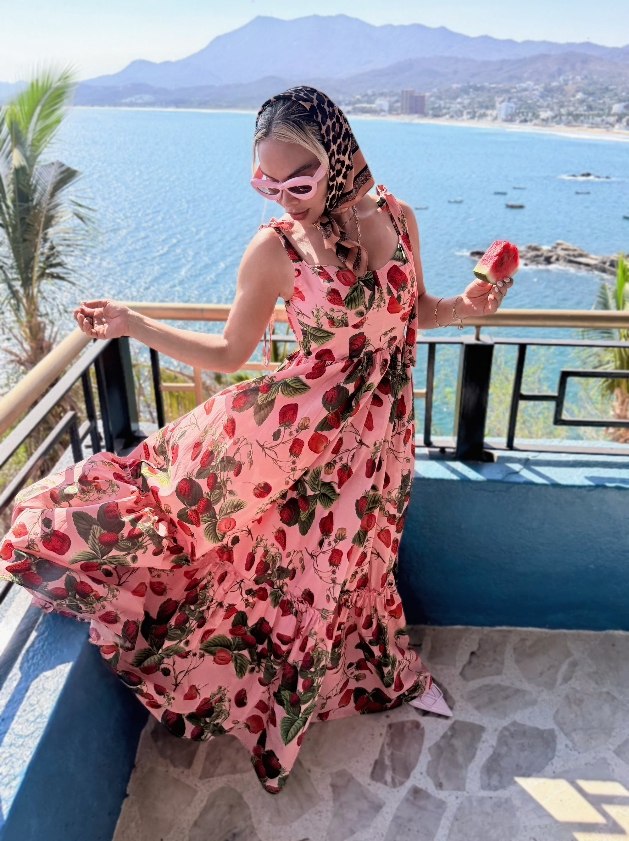 VESTIDO STRAWBERRY
