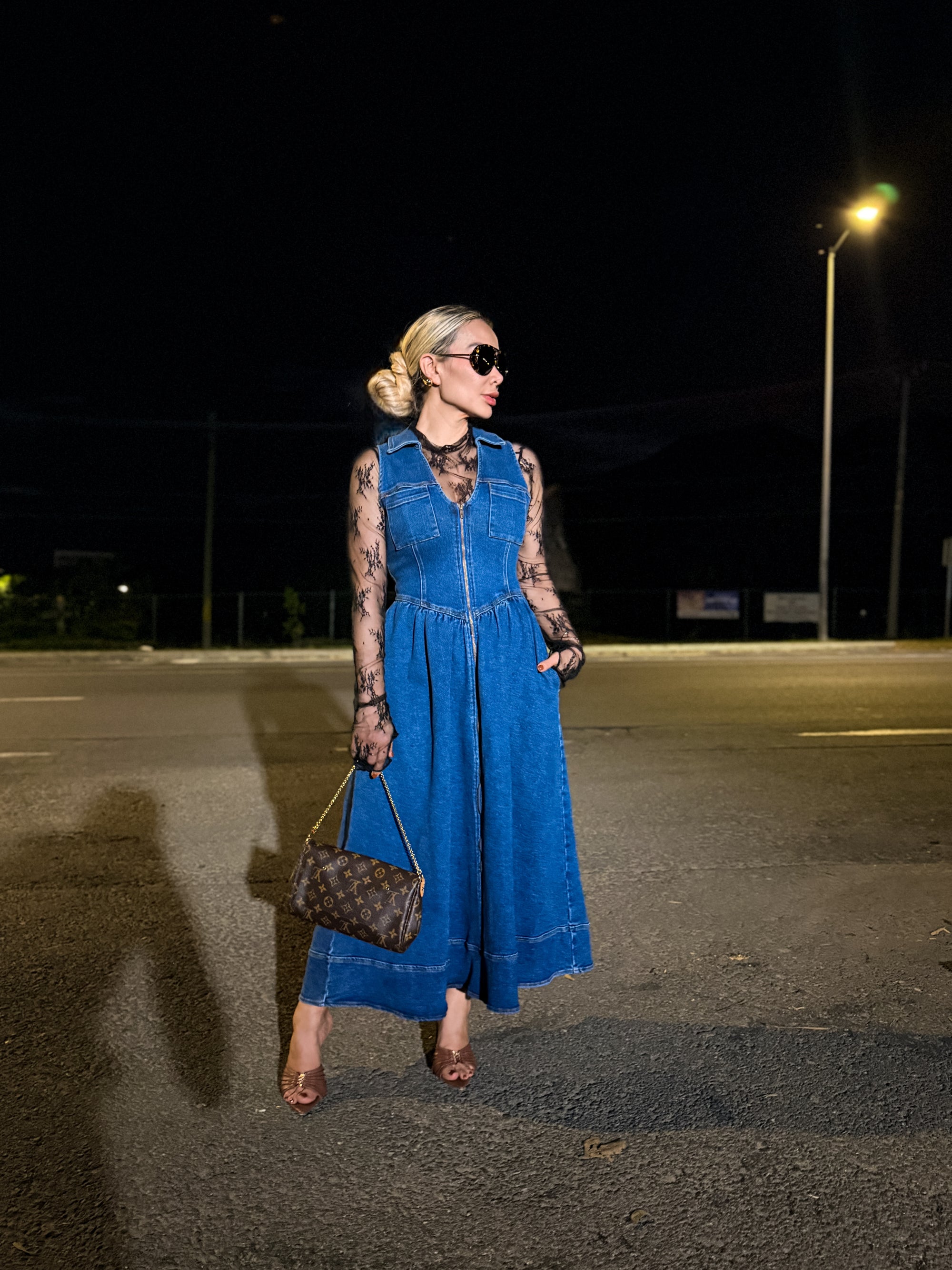 VESTIDO DENIM CON CIERRE FRONTAL