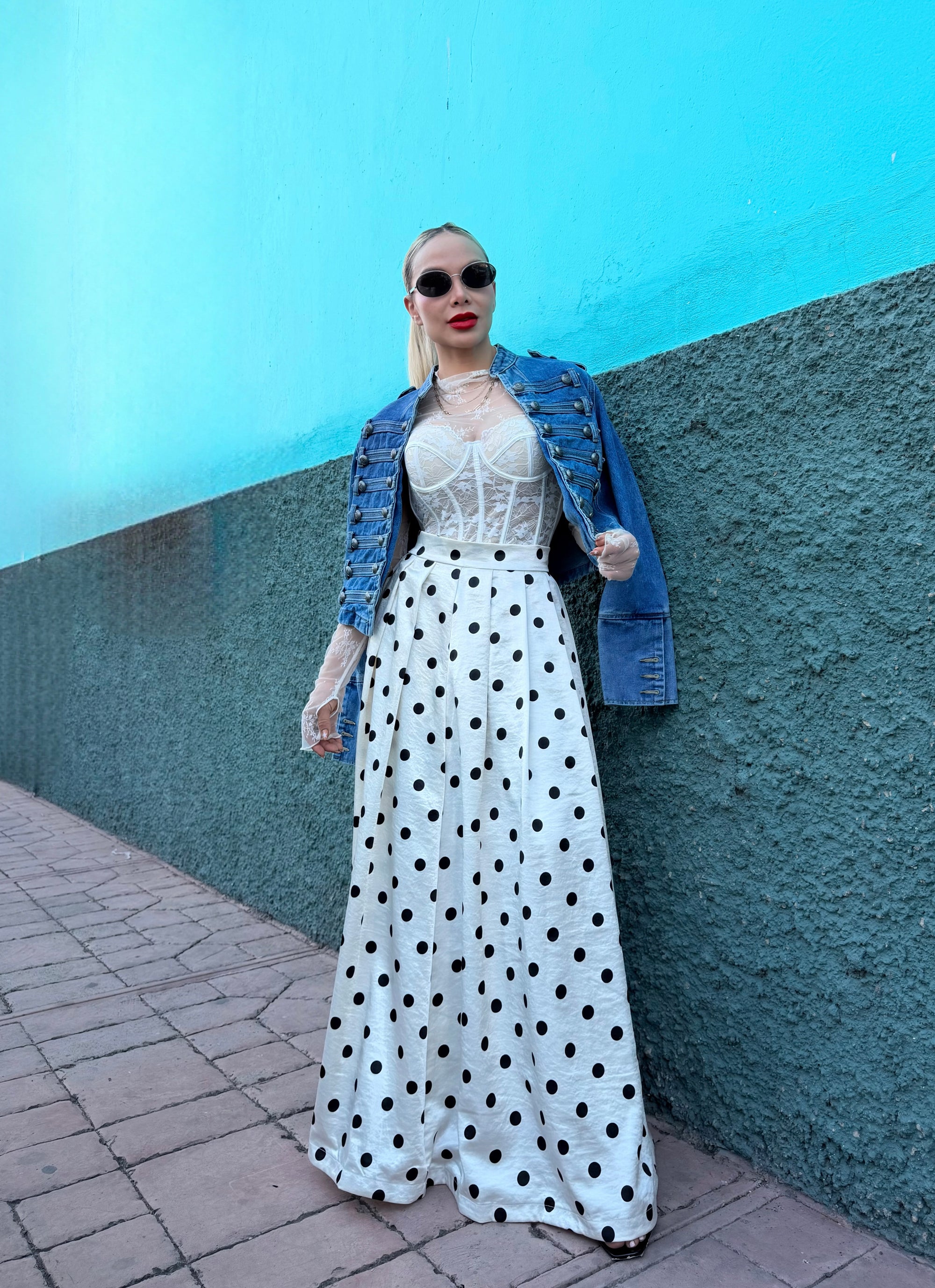 FALDA MAXI DE LUNARES CON VOLUMEN