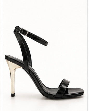 Sandalias de tacón alto — Negro
