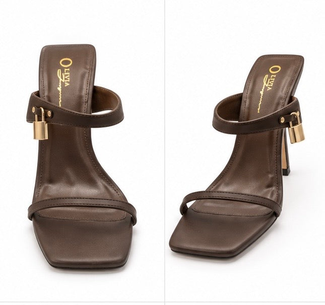 Sandalias de tacón — Chocolate