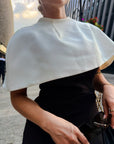VESTIDO NOIR CON CAPA IVORY