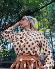 BLUSA POLKA DOTS CON LAZADA