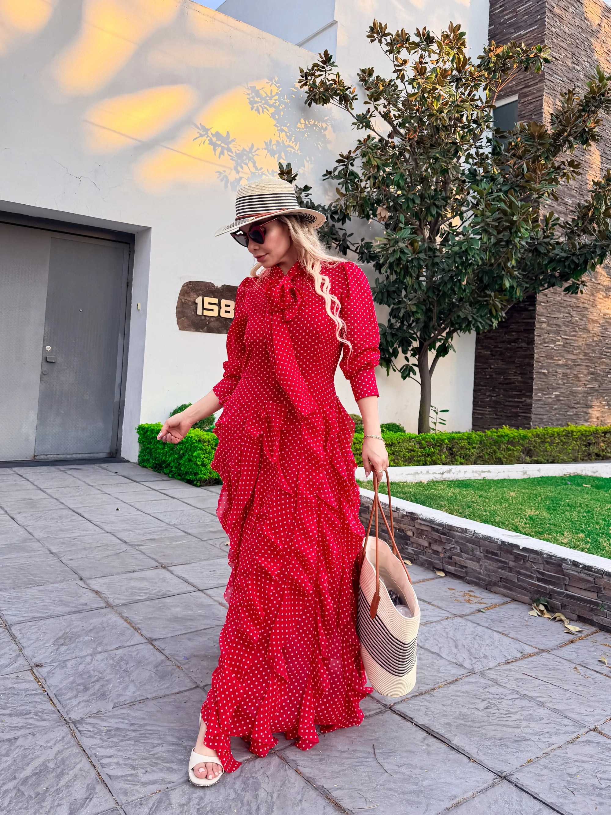 VESTIDO RED POLKA