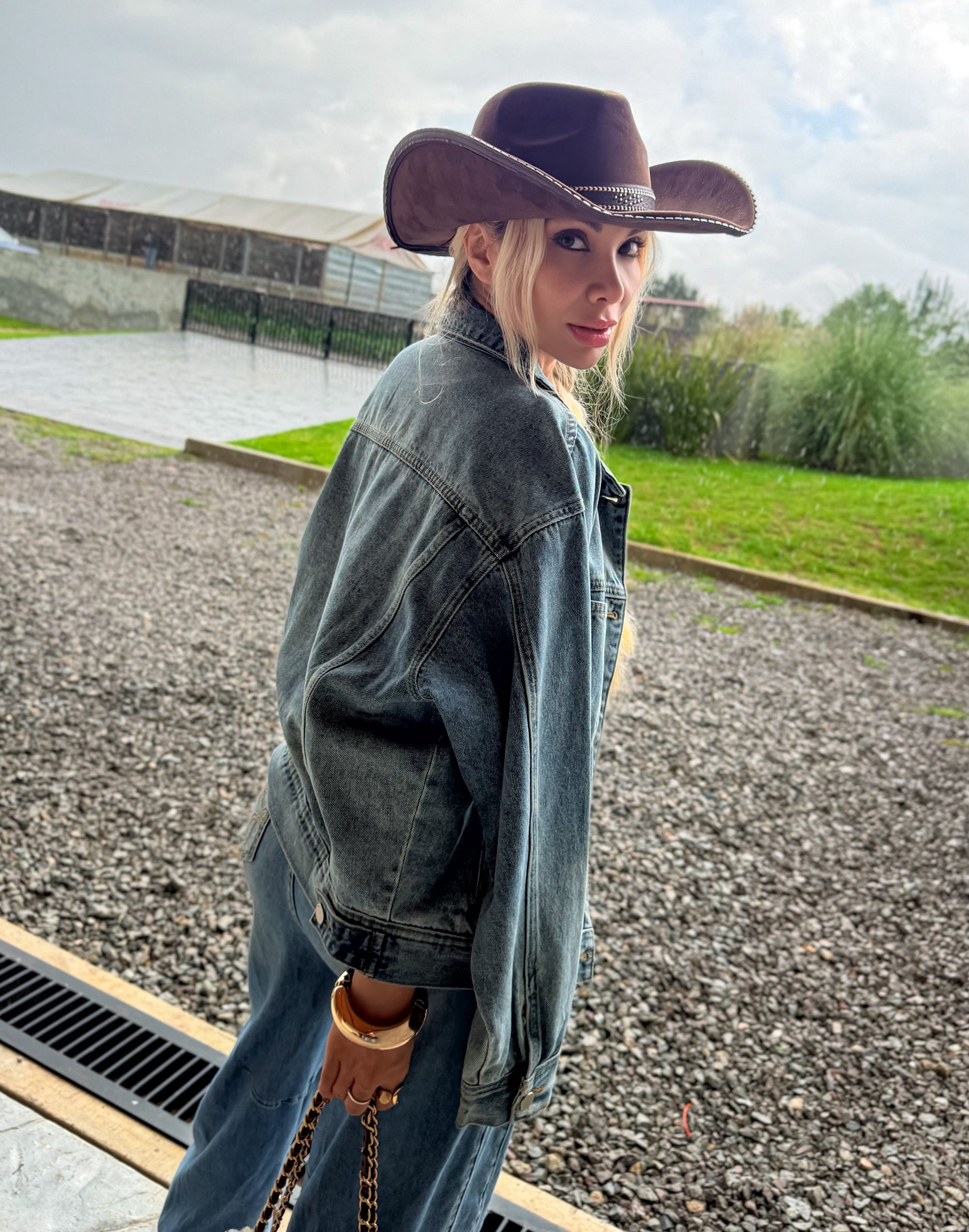 CHAQUETA DENIM OVERSIZE