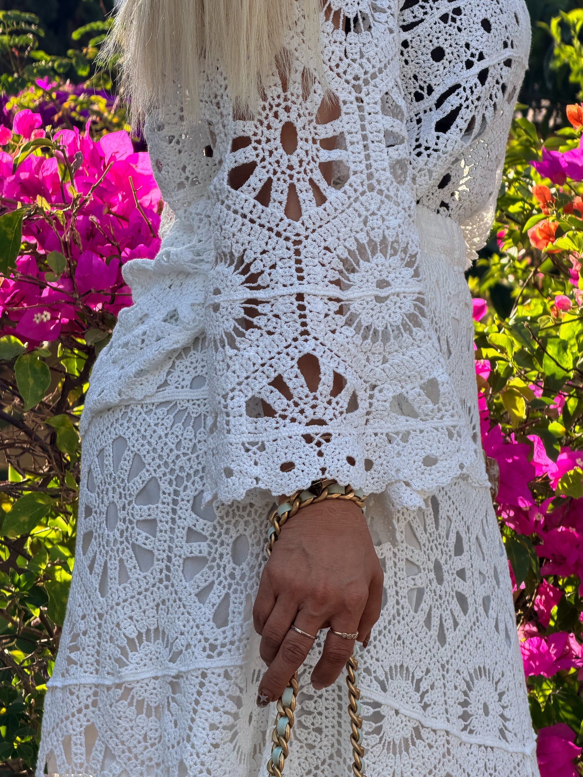 SET ISABELLA