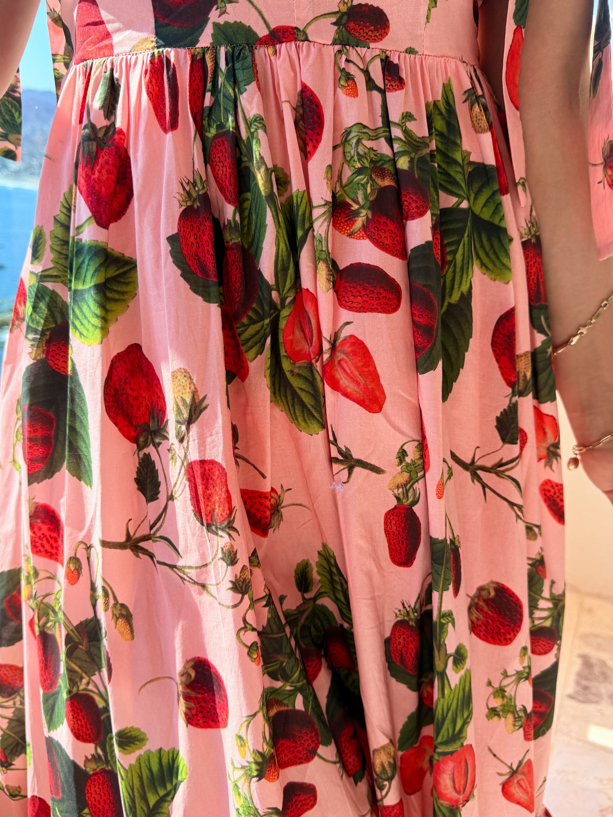 VESTIDO STRAWBERRY