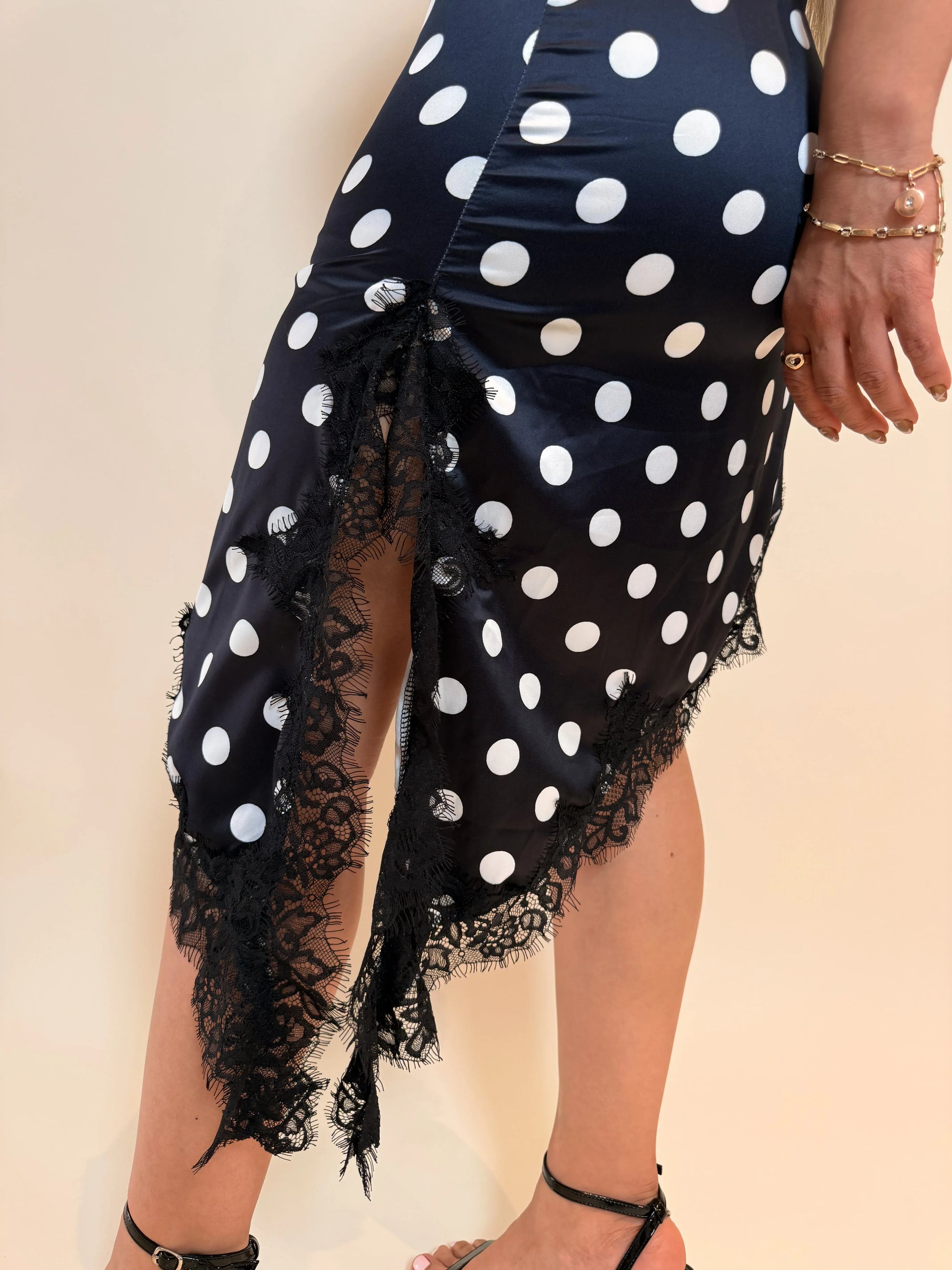 VESTIDO LENCERO POLKA DOTS BLACK