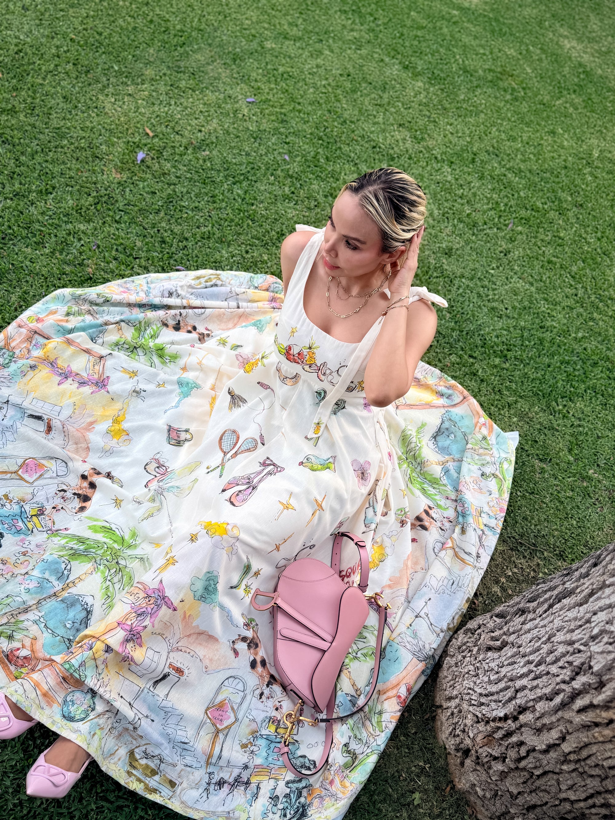 VESTIDO MAXI ESTAMPADO ILUSTRADO