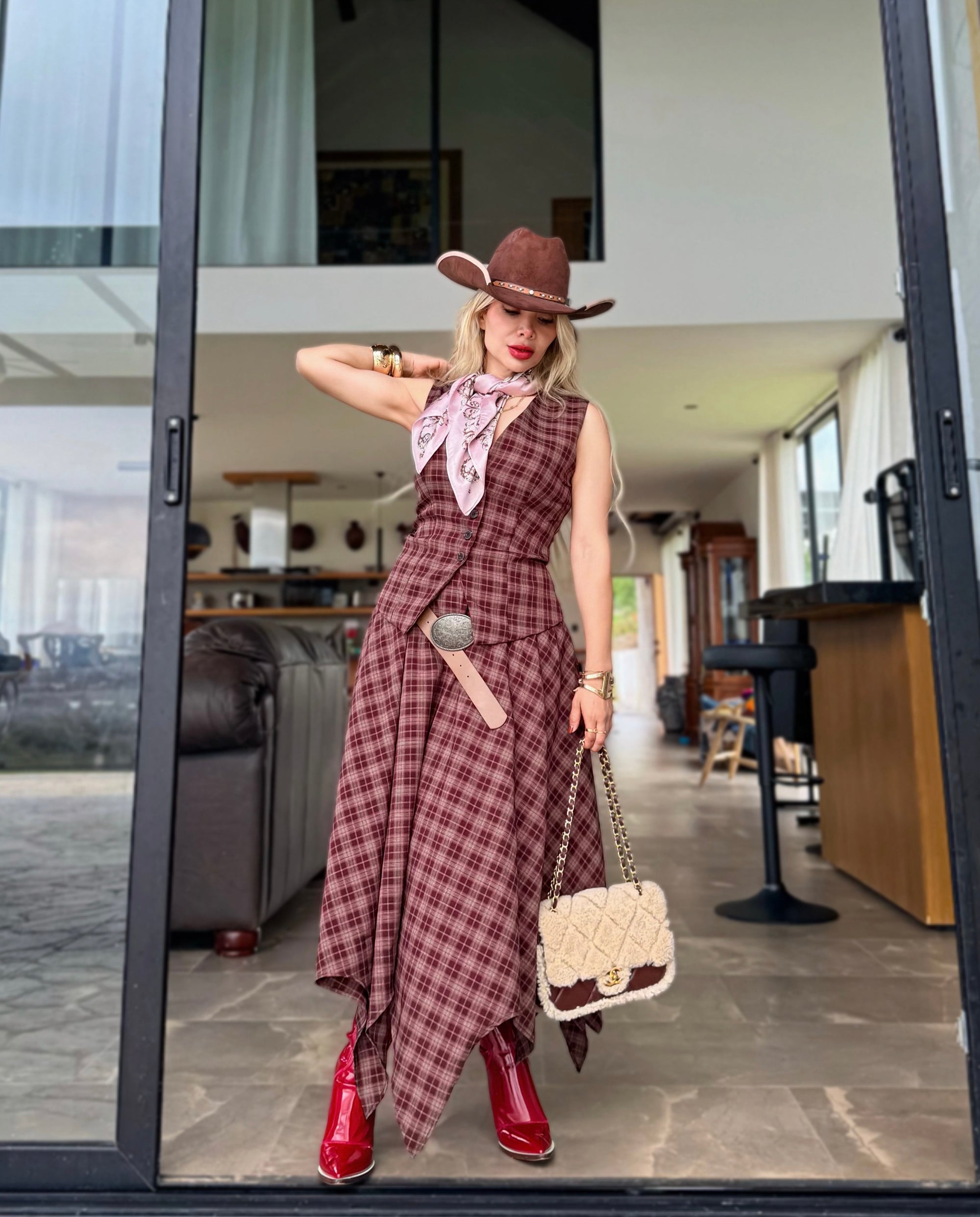 SET VALENTINA