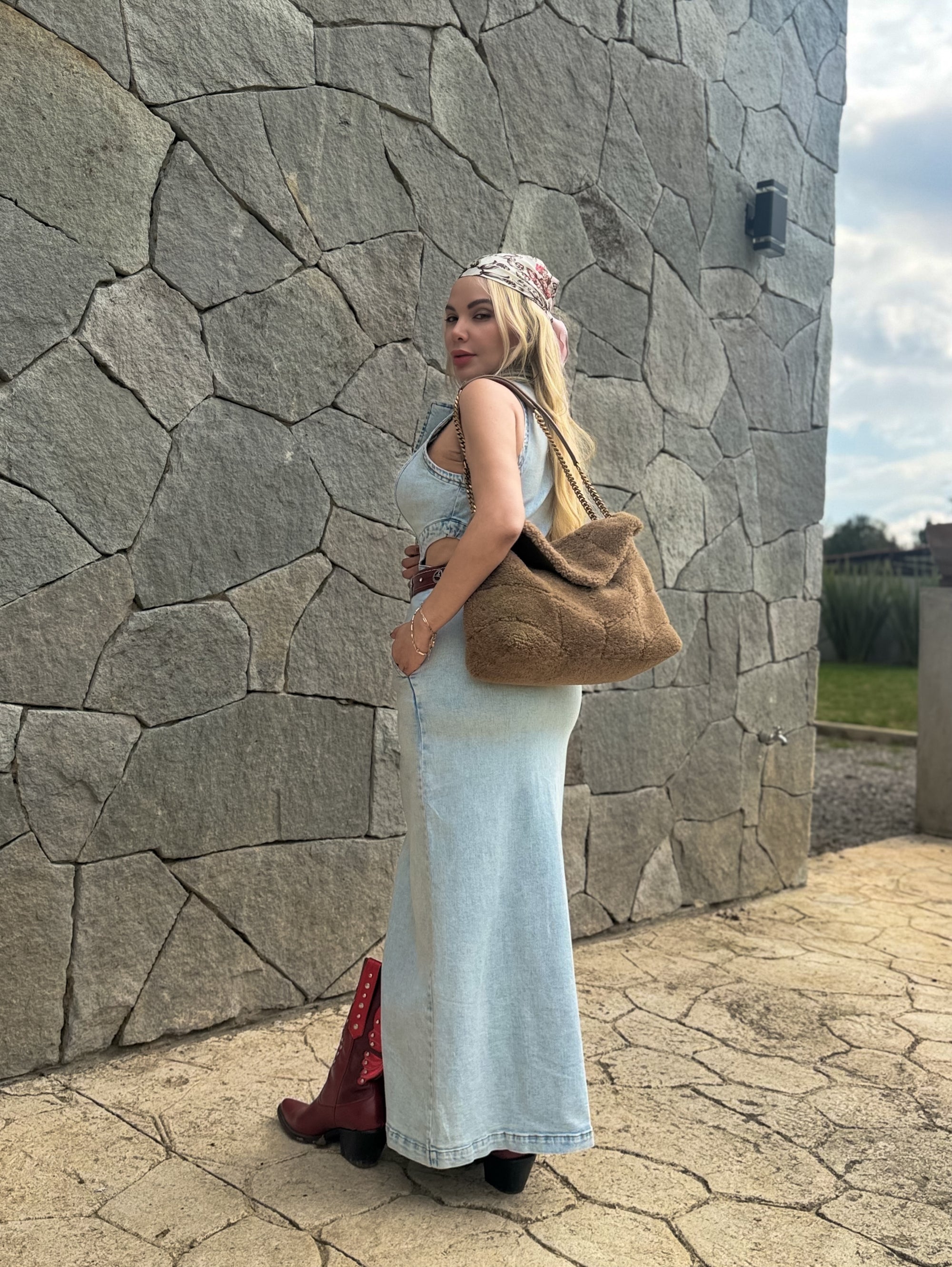 VESTIDO VIOLETA