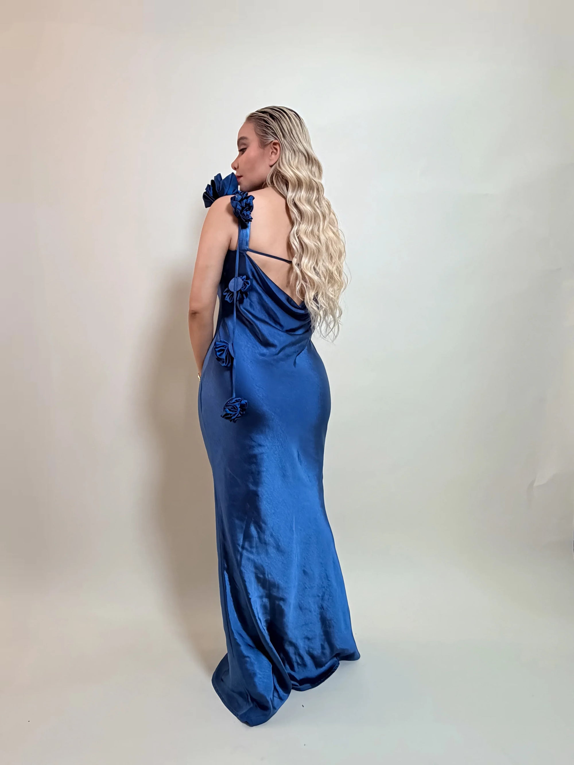 VESTIDO SATÉN BLUE BLOOM