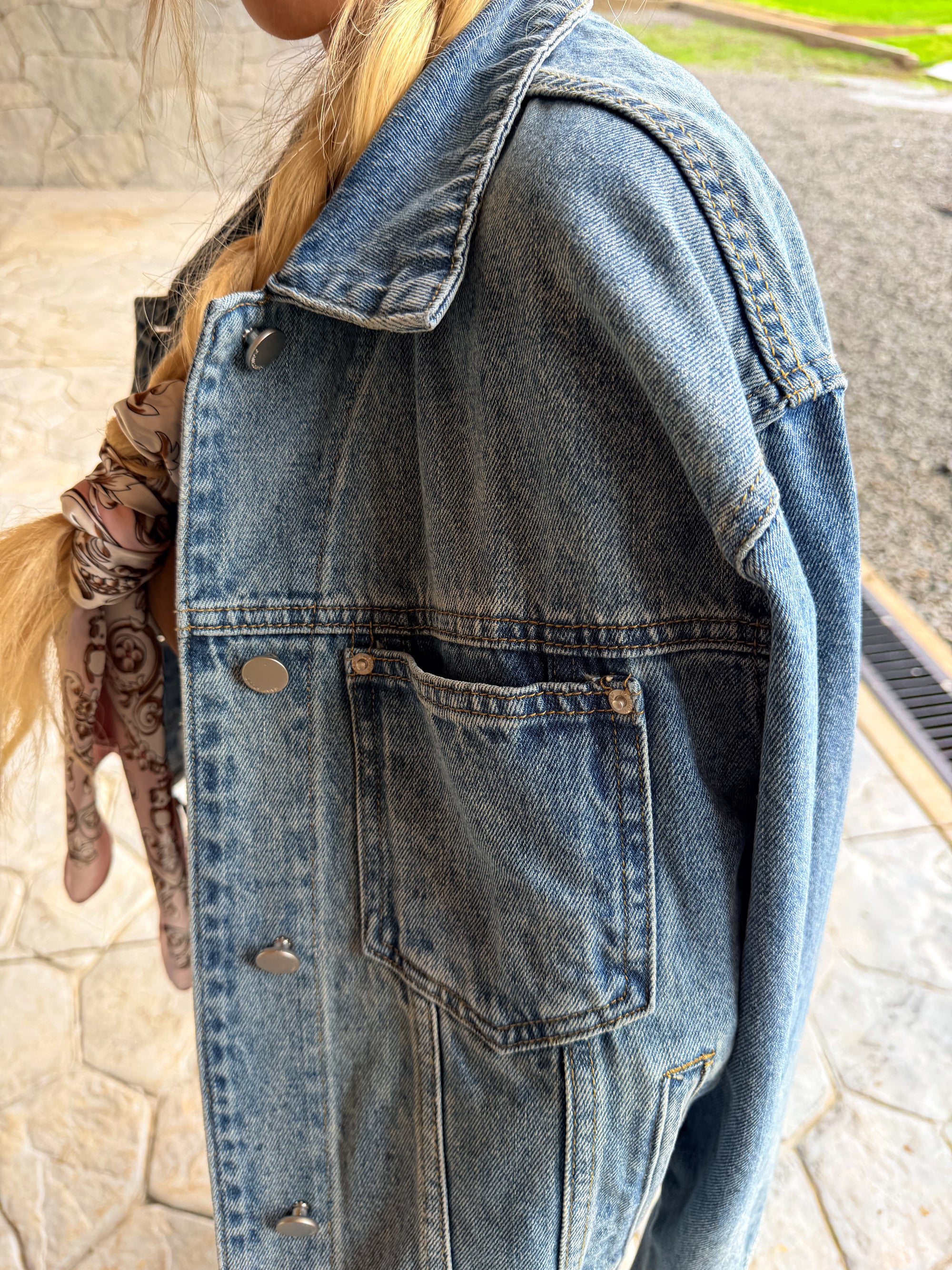 CHAQUETA DENIM OVERSIZE