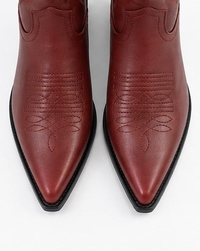 Botas western bordadas — Vino
