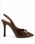 Zapatillas slingback con hebilla dorada — Camel